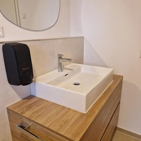 Apartament Fewo2 Grossraeumige In Am Kaiserstuhl Ueber 2 Etagen, Galerie, Balkon Riegel