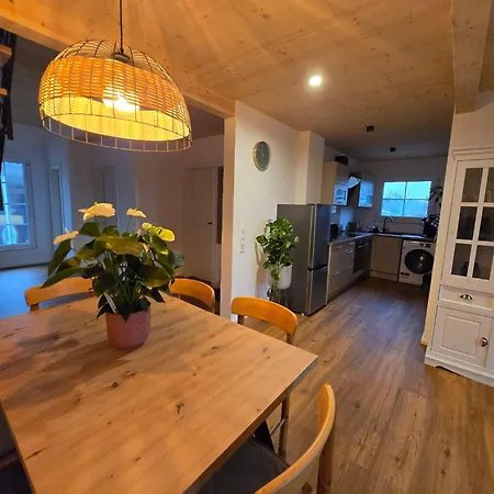 Apartment Fewo2 Grossraeumige In Am Kaiserstuhl Ueber 2 Etagen, Galerie, Balkon